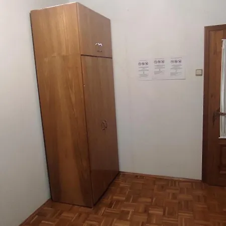 Adam 5 Accommodatie bij particulieren Oporow